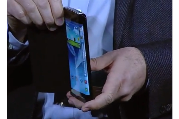 Huhut vahvistuvat: Samsung Galaxy Note 4 saamassa kolmelle sivulle taivutetun Youm-nytn